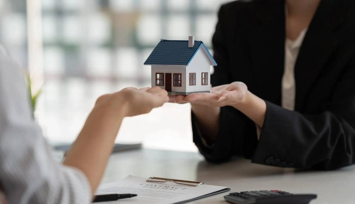 Dry%20Log%20Investments%20|%20Turn%20Homes%20Into%20Rental%20Income%20|%20Baltimore%20Maryland%20Property%20Management%20&%20Tenant%20Placement